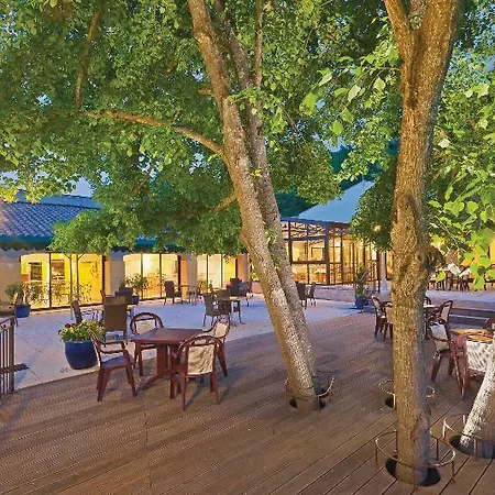Club Domaine Chateau Laval Resort